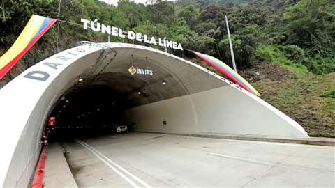 Túnel de la linea Colombia