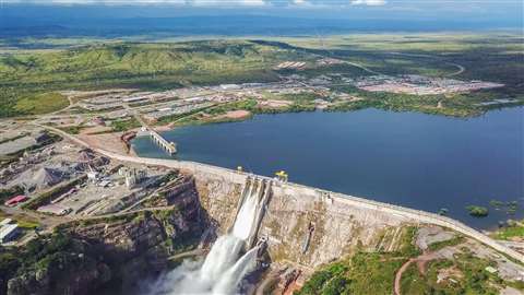 Central hidroeléctrica de Lauca fue reconocida como el “Mejor Proyecto Global del Año”.